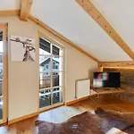 Anna Apartment *