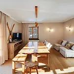 Daire Design Anna Kitzbühel