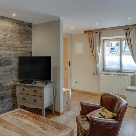 Design Anna アパート