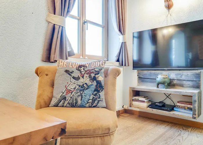 Design Anna 基茨比厄尔