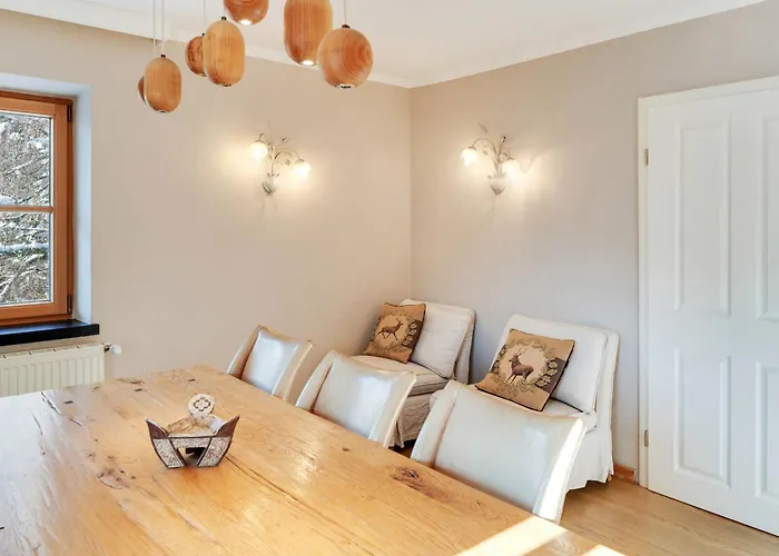 Design Anna Кицбюэль